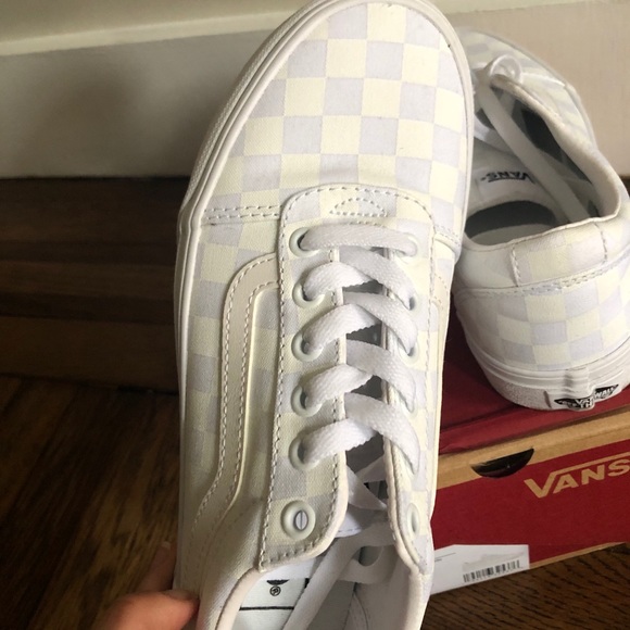 Vans Checkered White Sneakers - Picture 5 of 10